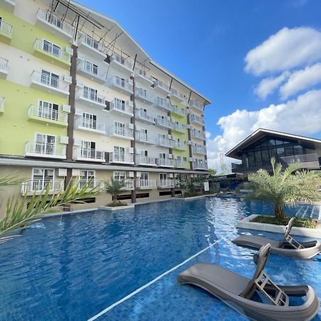 Travelers Delight Amani Grand Resort Residences 3-5Mins From Airport Мактан Екстериор снимка
