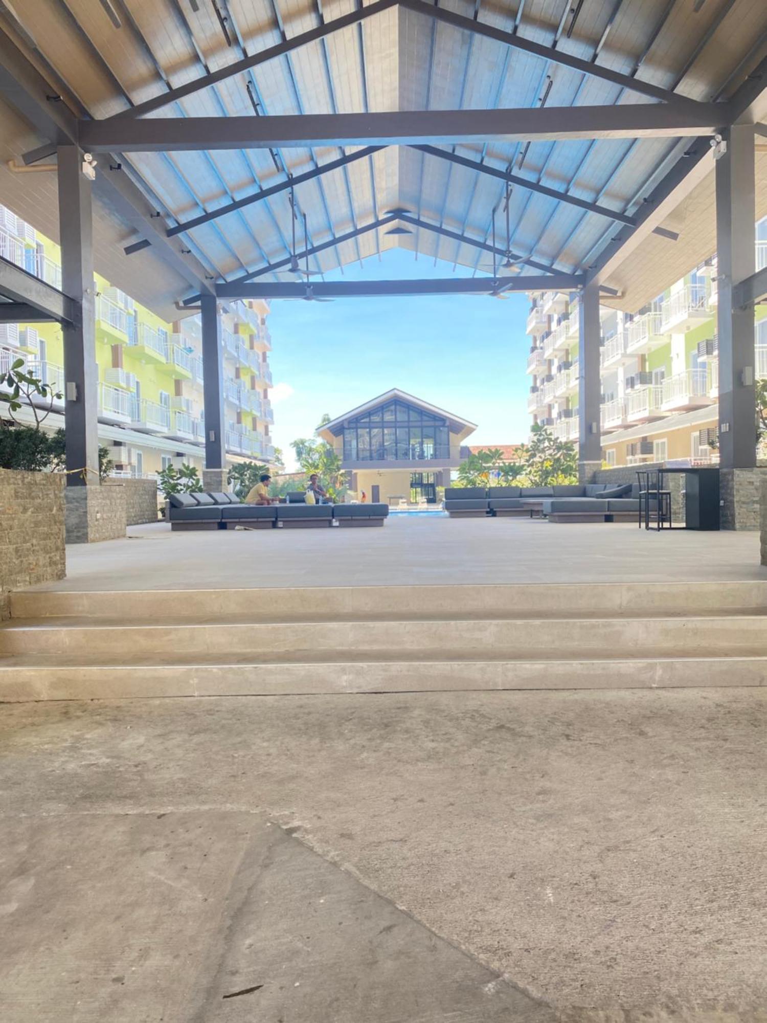 Travelers Delight Amani Grand Resort Residences 3-5Mins From Airport Мактан Екстериор снимка
