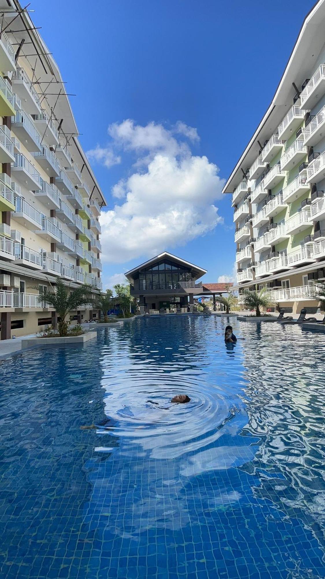 Travelers Delight Amani Grand Resort Residences 3-5Mins From Airport Мактан Екстериор снимка